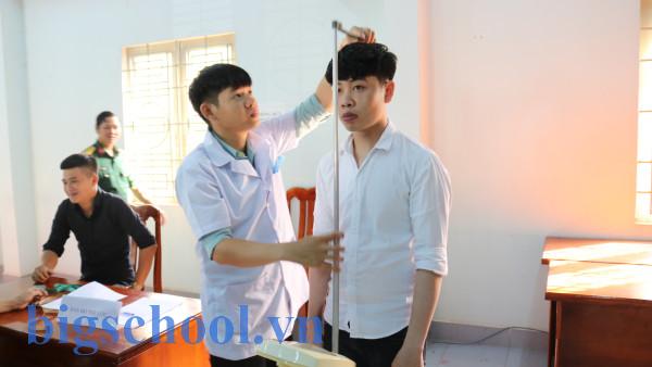 Học bổ túc có được thi công an không? Quy định 2025 2 Khám sơ tuyển nghĩa vụ quân sự năm 2020