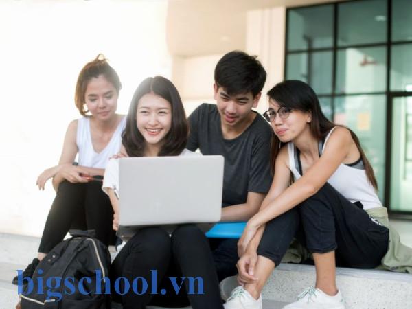 Khối D01: Tổ hợp môn Toán, Văn, Anh mở ra cánh cửa vào nhiều ngành nghề hấp dẫn