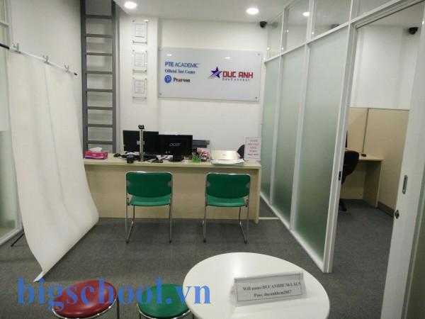 Lệ phí thi PTE 2025: Bảng giá và Mẹo tiết kiệm chi phí 2 Nên Thi PTE Ở Đức Anh Hay EMG Education Ở Đâu Tốt Hơn?