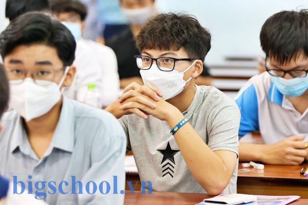Thí sinh tự do là gì? Giải pháp thi linh hoạt cho mọi người 1 Thí sinh tự do đăng ký thi lại THPT Quốc gia năm 2024 như thế nào? - Giáo dục nghề
