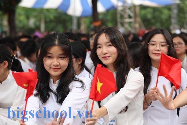 Ngày tựu trường 2024-2025 & Món quà Khai Giảng Ý Nghĩa Cho Trẻ