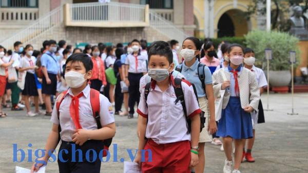 Tựu trường là gì? Lịch tựu trường 2025 là ngày nào?