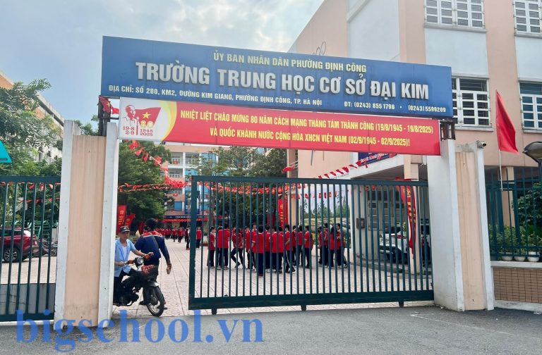 Cô giáo Thảo là gì? Hiện tượng học đường gây tranh cãi 2 co giao thao la gi hien tuong mang hoc duong hay hinh mau giao duc bi hieu sai 1