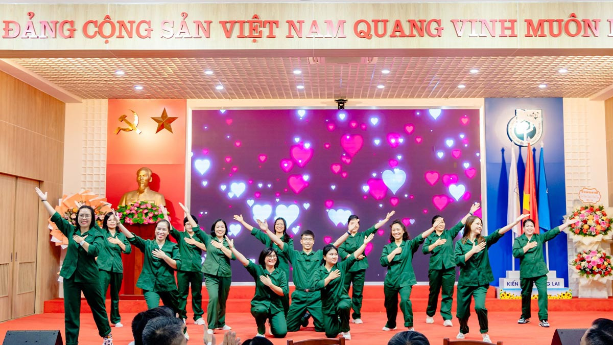 Sinh viên trường Đại học Kinh tế kỹ thuật công nghiệp có nhiều hoạt động ngoại khóa sôi nổi