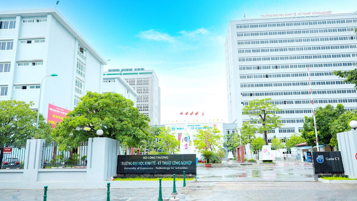 Thông tin cơ bản về trường Đại học Kinh tế kỹ thuật công nghiệp